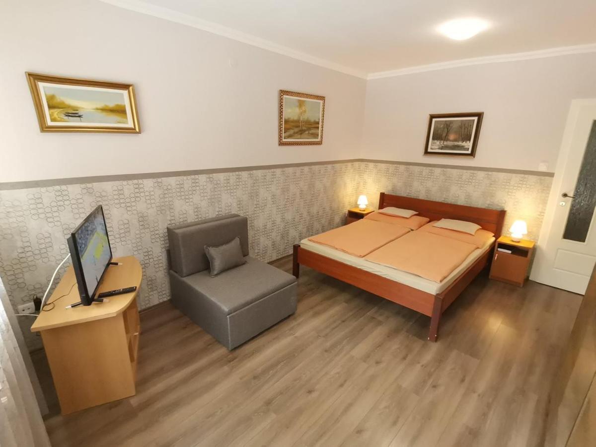 Carpe Diem Apartment Hajdúszoboszló Extérieur photo