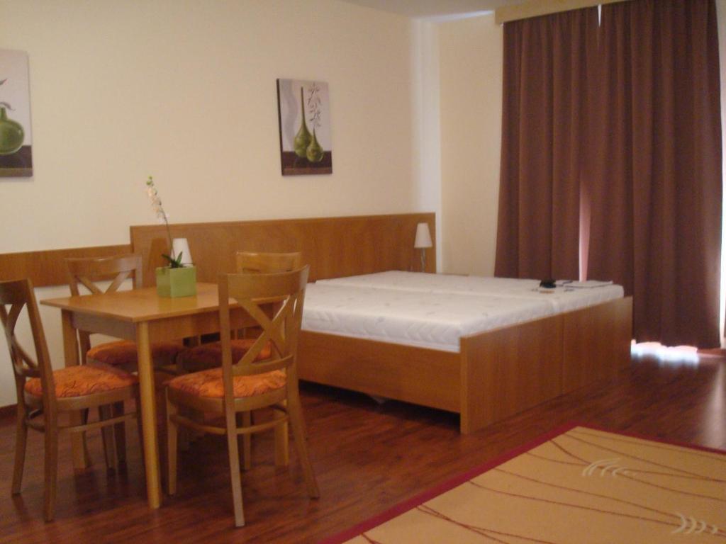 Carpe Diem Apartment Hajdúszoboszló Chambre photo