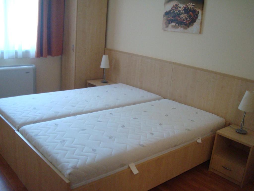 Carpe Diem Apartment Hajdúszoboszló Chambre photo