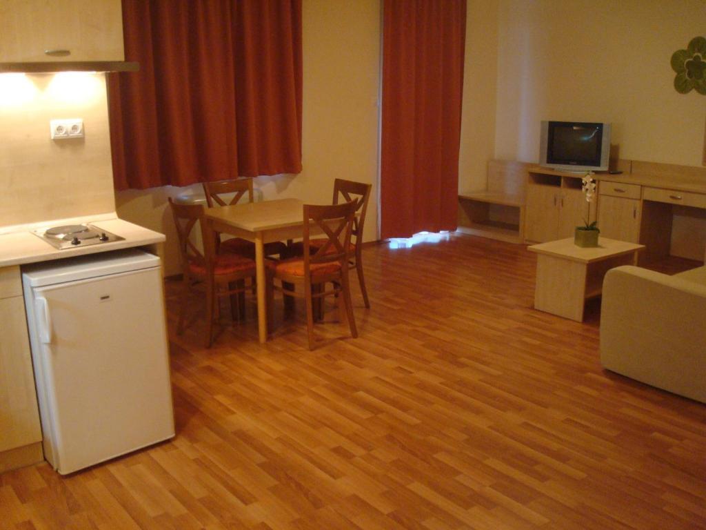 Carpe Diem Apartment Hajdúszoboszló Chambre photo