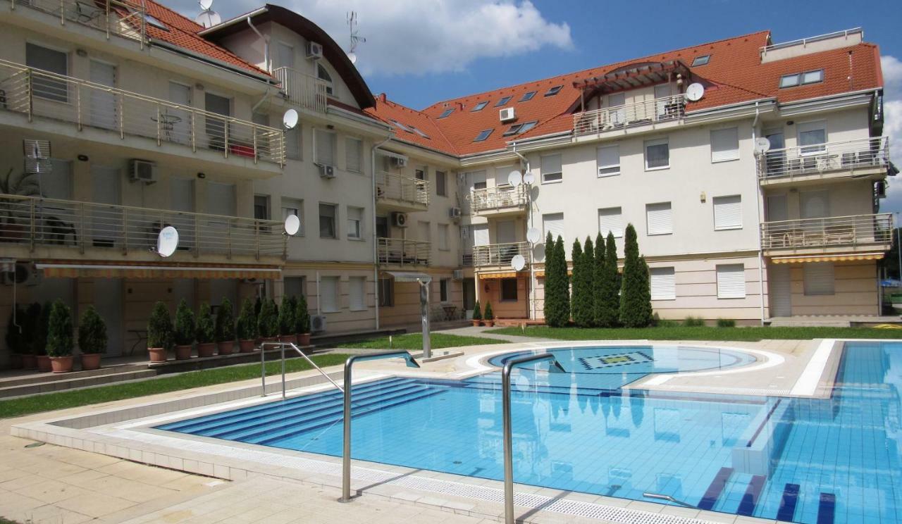 Carpe Diem Apartment Hajdúszoboszló Extérieur photo
